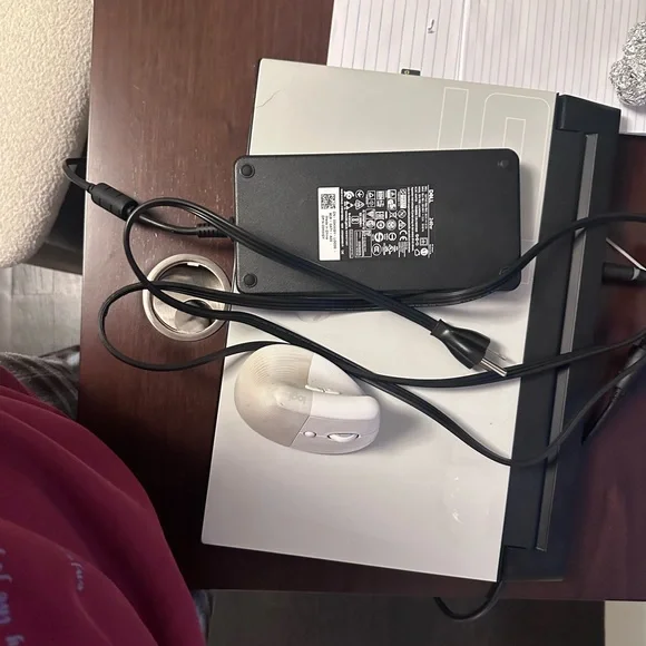 Alienware Silver Gaming Laptop with RGB Backlit Keyboard - Picture 8 of 10